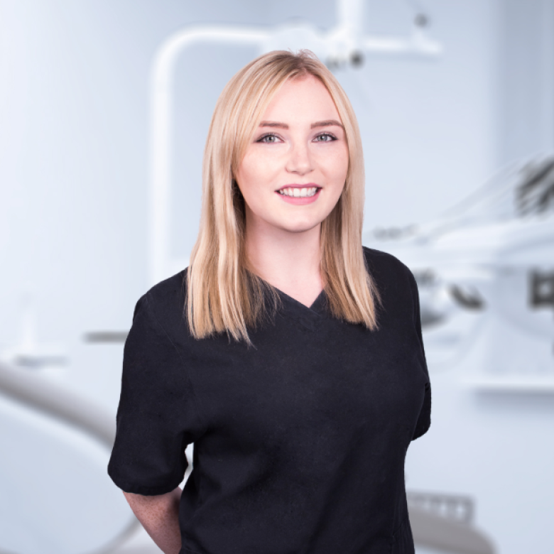Dr. Estelle  Crichton