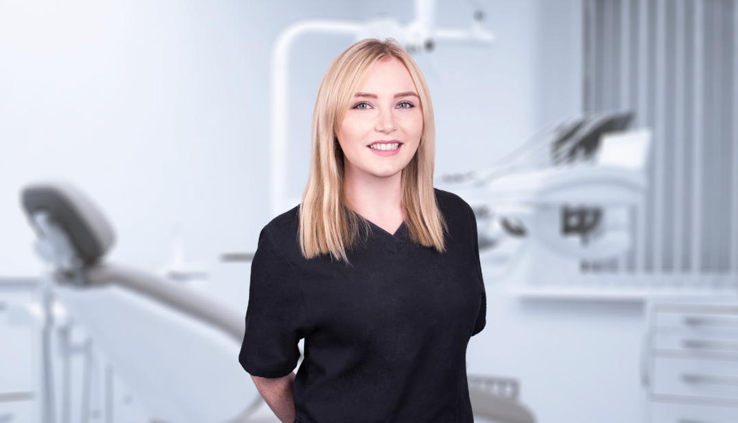 Dr. Estelle  Crichton